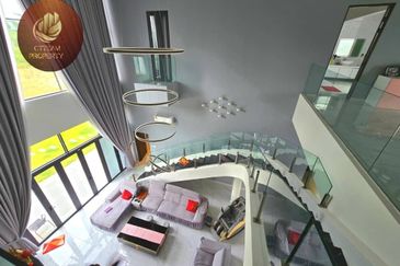 2 Sty Bungalow Nilai Spring Villa