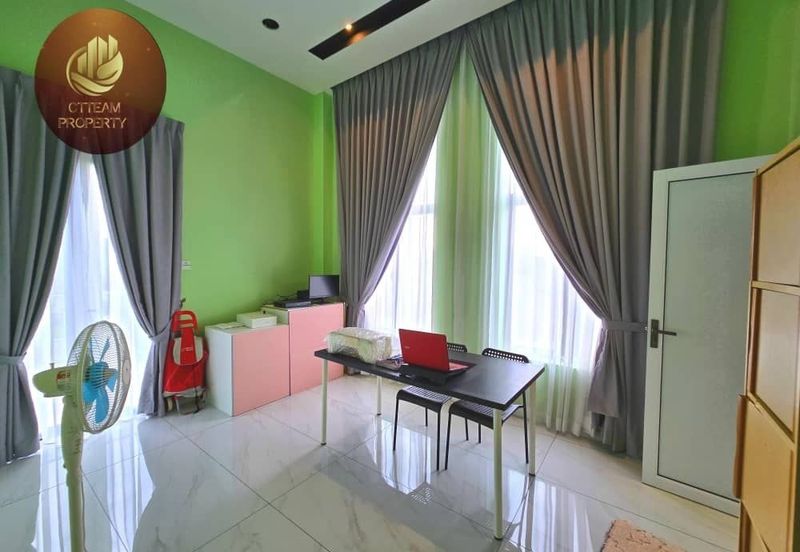2 Sty Bungalow Nilai Spring Villa