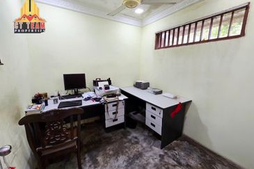 [Full LoanI 22x75I Renovated] Single Storey Taman Restu , Kajang