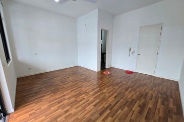 [22x75] 2 Sty Cradelton Eco Majestic Semenyih For Rent