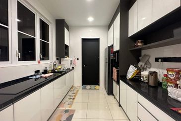 [Full Loan |Renovated] 2 Sty Semi D, Stoneridge Eco Majestic