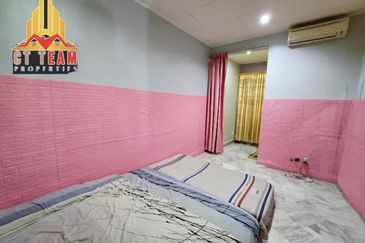 [Full Loan IRenovated] 2 Storey Taman Desa Mewah