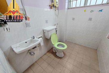 [Full Loan IRenovated] 2 Storey Taman Desa Mewah