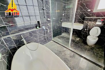 [Corner|78x95|F. Loan] 2 Sty CORNER Bungalow Stoneridge, Eco Majestic, Semenyih 