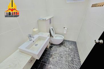 [Corner|78x95|F. Loan] 2 Sty CORNER Bungalow Stoneridge, Eco Majestic, Semenyih 