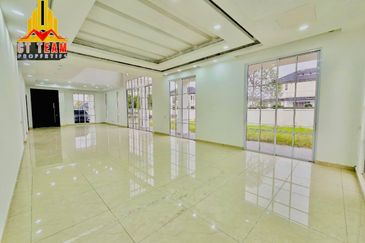 [Corner|78x95|F. Loan] 2 Sty CORNER Bungalow Stoneridge, Eco Majestic, Semenyih 