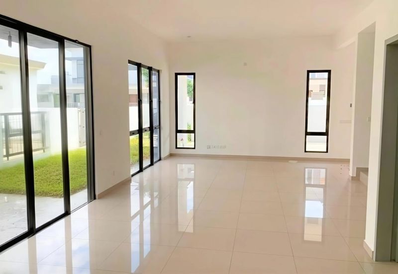 [Full Loan| End Lot wt Land| 47x65]2 Sty Semi D Setia Ecohill 2 Semenyih