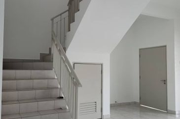  2 Sty Hillpark, Bandar Teknologi Kajang For Rent