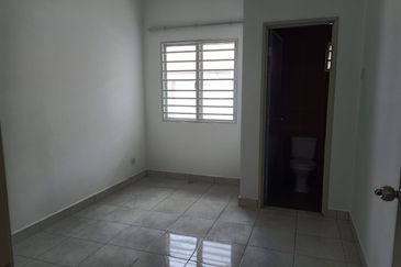  2 Sty Hillpark, Bandar Teknologi Kajang For Rent