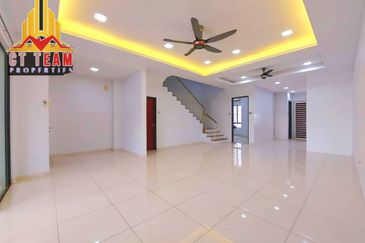 [Facing Open IF. Loan IG&G IReno I22x80] 2 Sty Kajang East, Semenyih