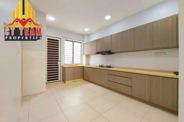 [Facing Open IF. Loan IG&G IReno I22x80] 2 Sty Kajang East, Semenyih