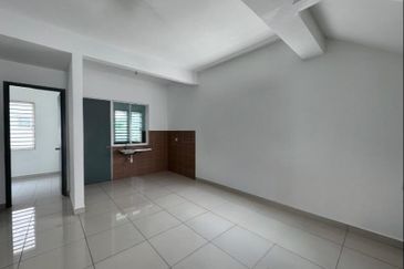 [CORNER LOT |34X70 |F. Loan] 2 Sty Superlink Tmn Tiara East, Semenyih