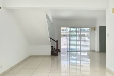 [CORNER LOT |34X70 |F. Loan] 2 Sty Superlink Tmn Tiara East, Semenyih