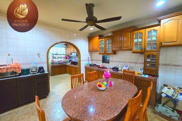 [Facing Open IFull Loan IRenovated] 2 Storey Taman Bukit Mewah, Kajang