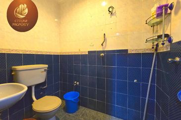 [Facing Open IFull Loan IRenovated] 2 Storey Taman Bukit Mewah, Kajang