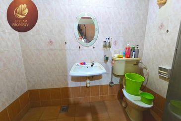 [Facing Open IFull Loan IRenovated] 2 Storey Taman Bukit Mewah, Kajang