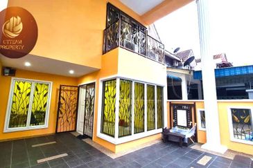 [Facing Open|5R3B Reno|F. Loan] 2.5 Storey , Saujana Impian Kajang