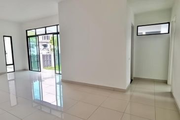 [Full Loan I 32x75] 2 Sty Semi D Tenderfields Eco Majestic, Semenyih