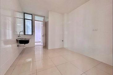 [Full Loan I 32x75] 2 Sty Semi D Tenderfields Eco Majestic, Semenyih