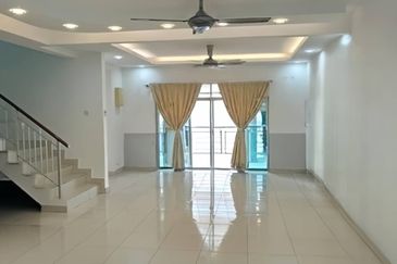 [22x60|Full Loan |Reno] 2 Sty Taman Pelangi Height Mantin