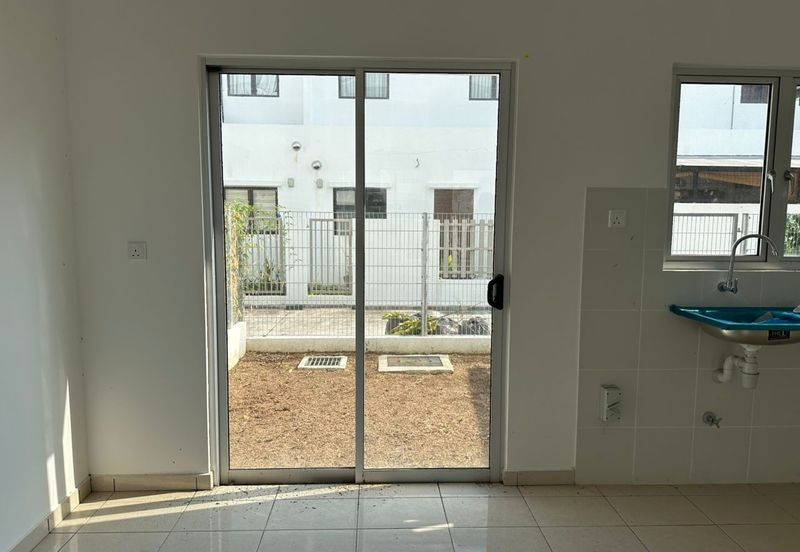 2 Sty Acorus Setia Ecohill 2 For Rent