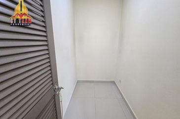 [F.Loan I Below Market I 1599 sq ft]  End Lot, Cheras Heights Condominium 