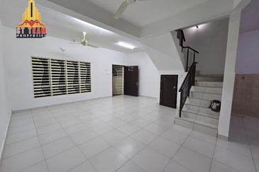 2 Sty Pelangi Semenyih 2 For Rent