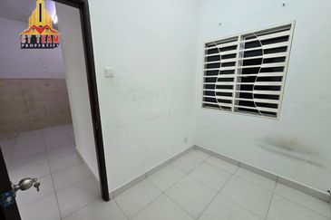 2 Sty Pelangi Semenyih 2 For Rent