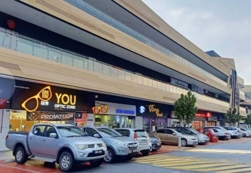 Ground Floor 𝐒𝐞𝐭𝐢𝐚 𝐄𝐜𝐨𝐡𝐢𝐥𝐥 𝐖𝐚𝐥𝐤 𝐌𝐚𝐥𝐥  𝐓𝐚𝐢𝐩𝐚𝐧 𝐒𝐞𝐦𝐞𝐧𝐲𝐢𝐡 𝐟𝐨𝐫 𝐒𝐚𝐥𝐞