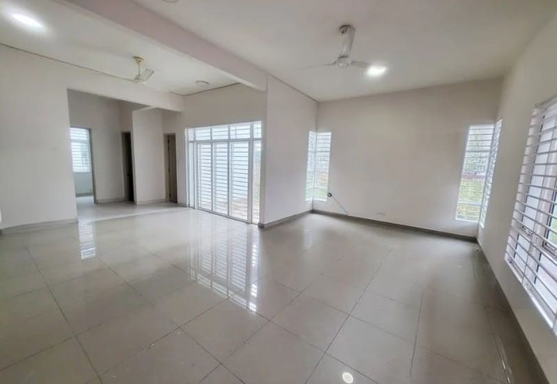 [Full Loan I 40x75] 2sty Semi D Taman Pelangi Semenyih 2