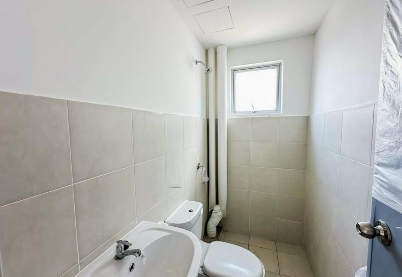 [F. Loan|Bare Unit] Pangsapuri D'Kayangan Setia Ecohill, Semenyih