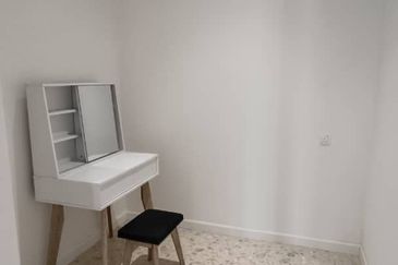 Pavilion Ceylon Hill