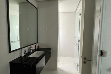 Mayfair Residences @ Pavilion Embassy