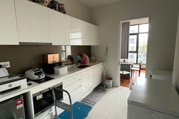 Mayfair Residences @ Pavilion Embassy