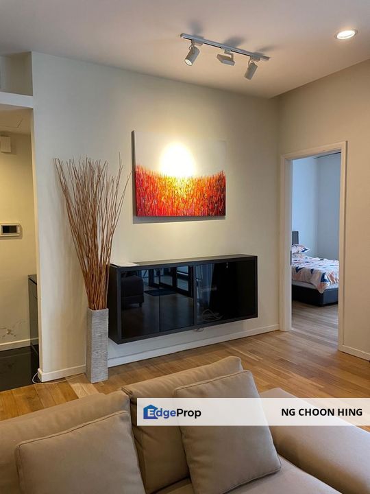 St Mary Residences Luxury for sale: Golden Triangle 2+1 Bed, 1,614 sq ft Corner Unit. Resort Pool View. Best Value KLCC., Kuala Lumpur, KL City