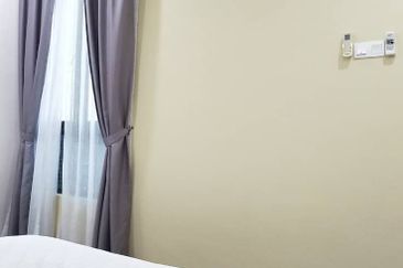 Zefer Hill Residence