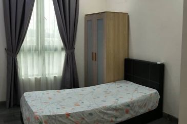 Zefer Hill Residence