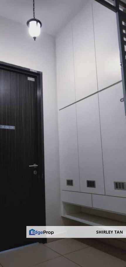 Minimalist Concept Fully Renovated 4+1-Bedrooms Zefer Hills Puchong Jaya for Sale, Selangor, Puchong