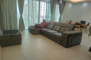 Zefer Hill Residence