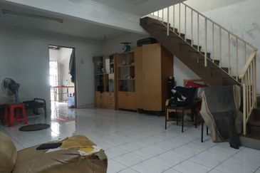 Jalan Taman Perindustrian Puchong 1/32