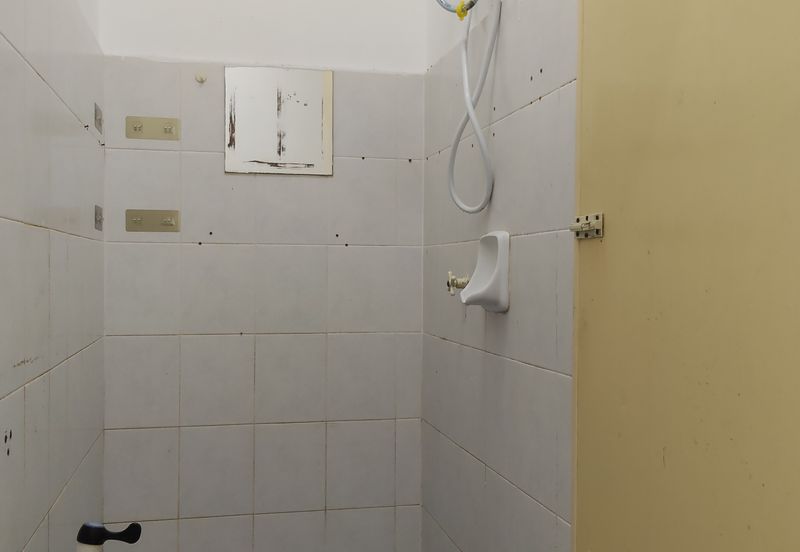 Seri Markisa Puchong Tekali 3 Bedrooms Basic Unit for Rent