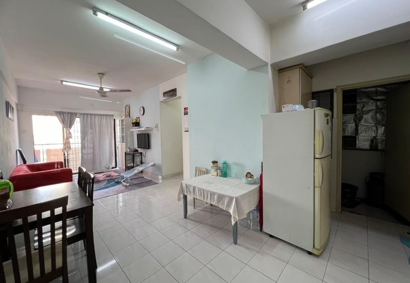 Vista Millennium Condominiums