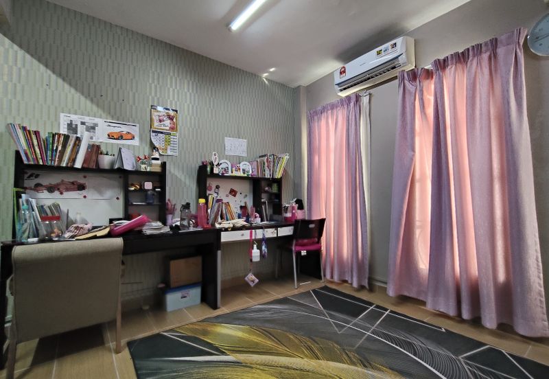 Jalan Puchong Utama 8/5A