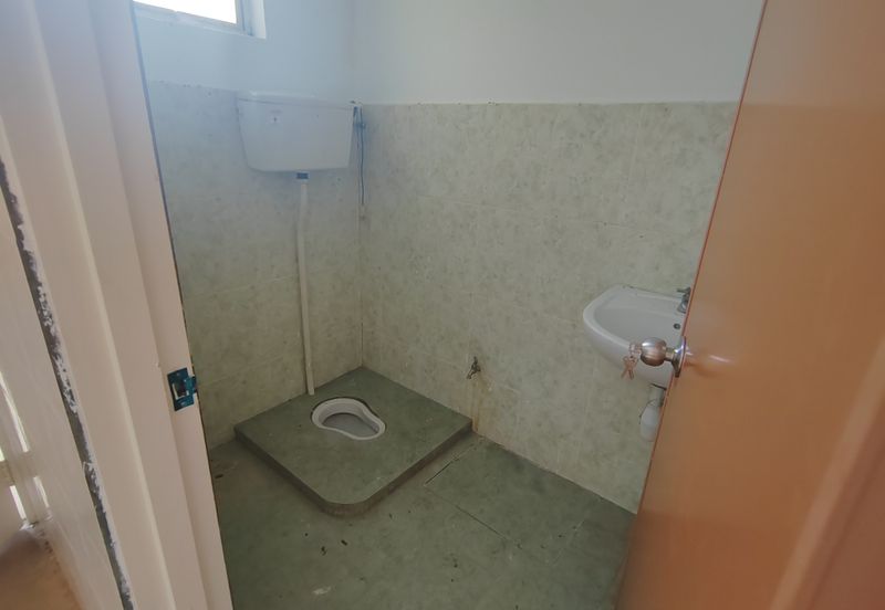 Taman Tasik Prima PU7B Double Storey Terrace House End Lot for Sale