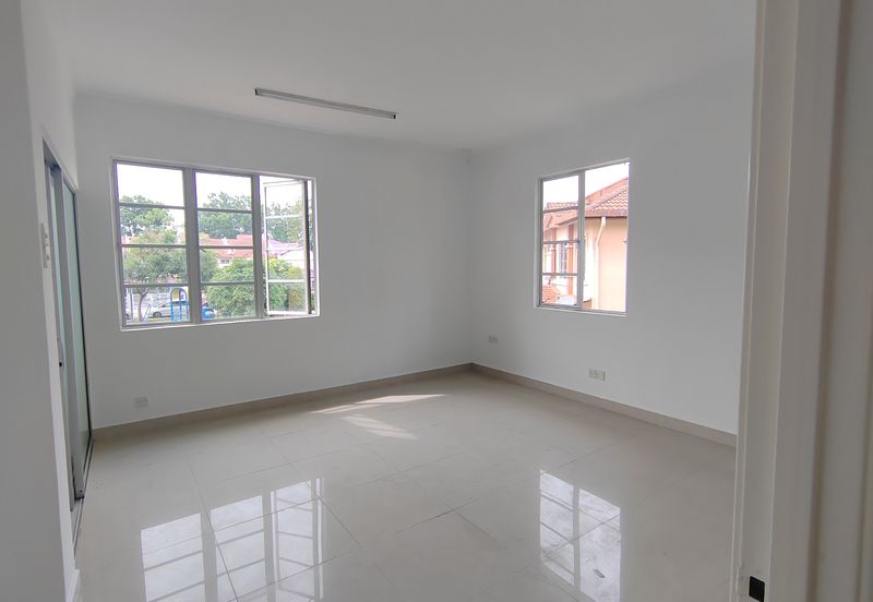Taman Tasik Prima PU7B Double Storey Terrace House End Lot for Sale