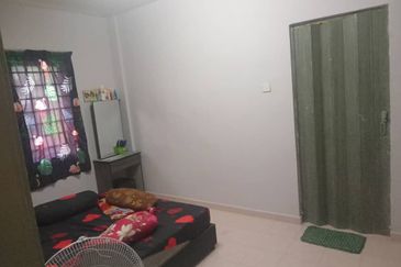 Lily & Jasmine Apartment