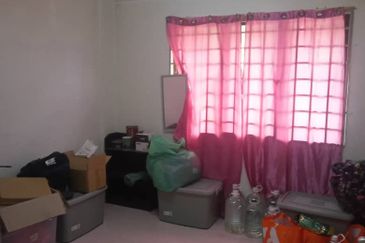 Lily & Jasmine Apartment