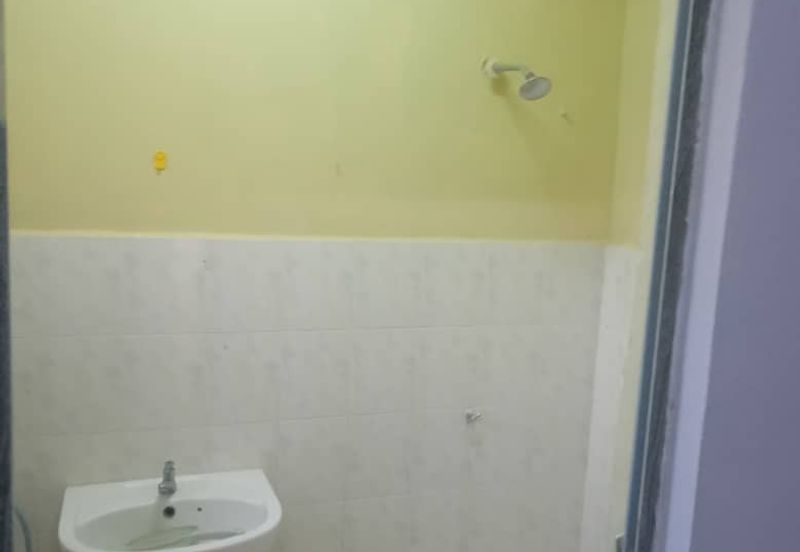 Lily & Jasmine Apartment