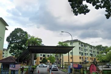 Lily & Jasmine Apartment