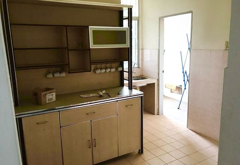 Summer Park Townhouse (Pangsapuri Alam Jaya), Bandar Baru Seri Alam